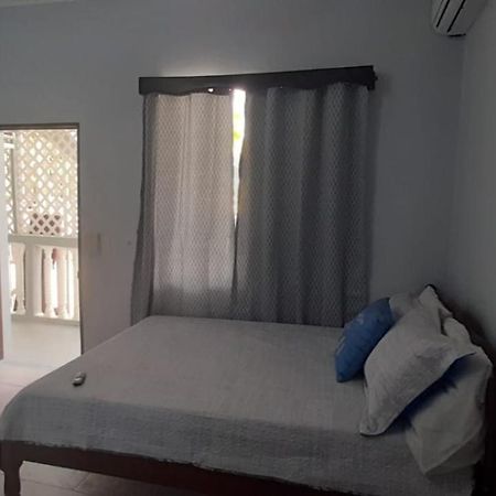Serenade Hotel Placencia Kültér fotó