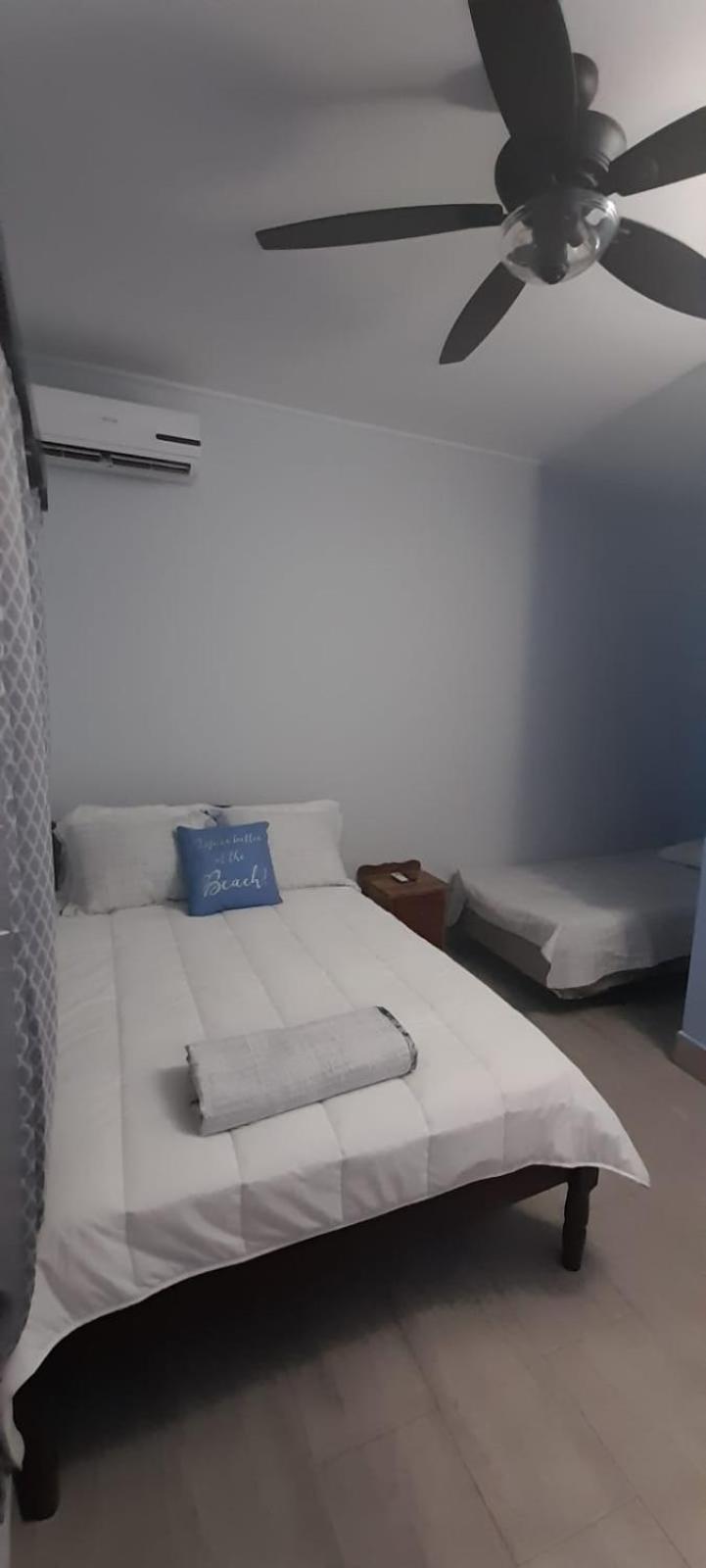 Serenade Hotel Placencia Kültér fotó