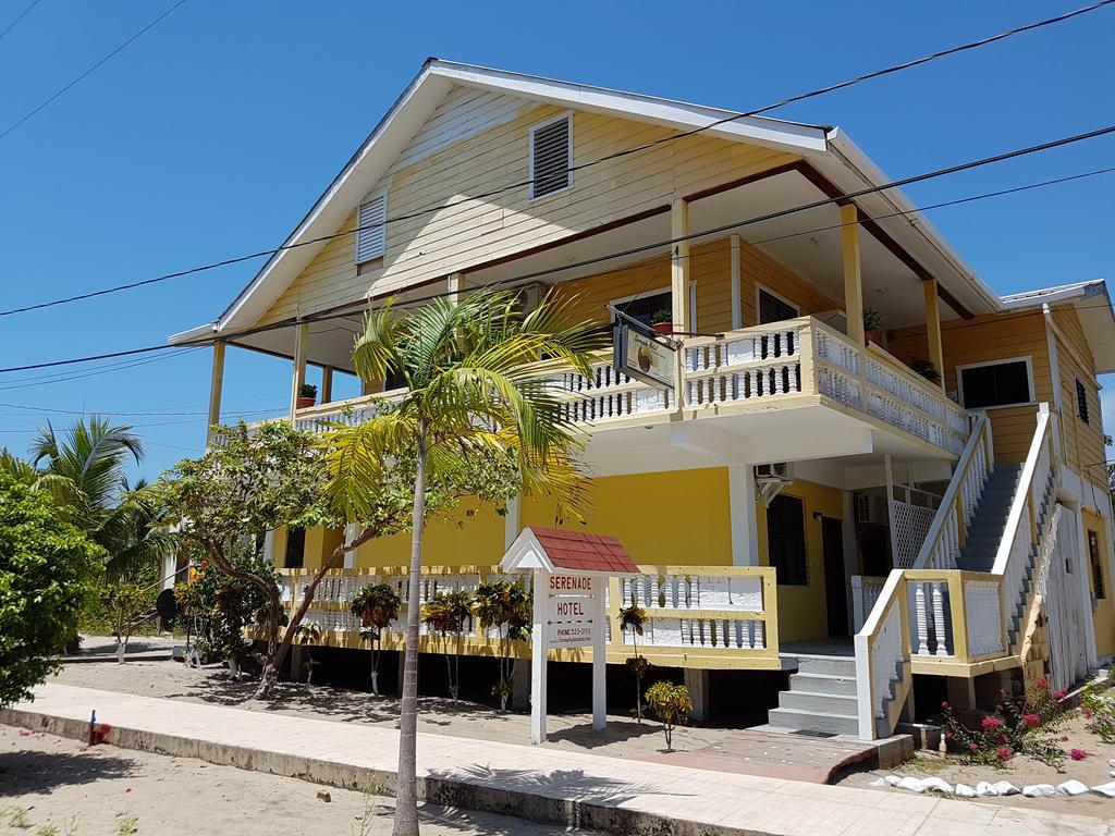 Serenade Hotel Placencia Kültér fotó